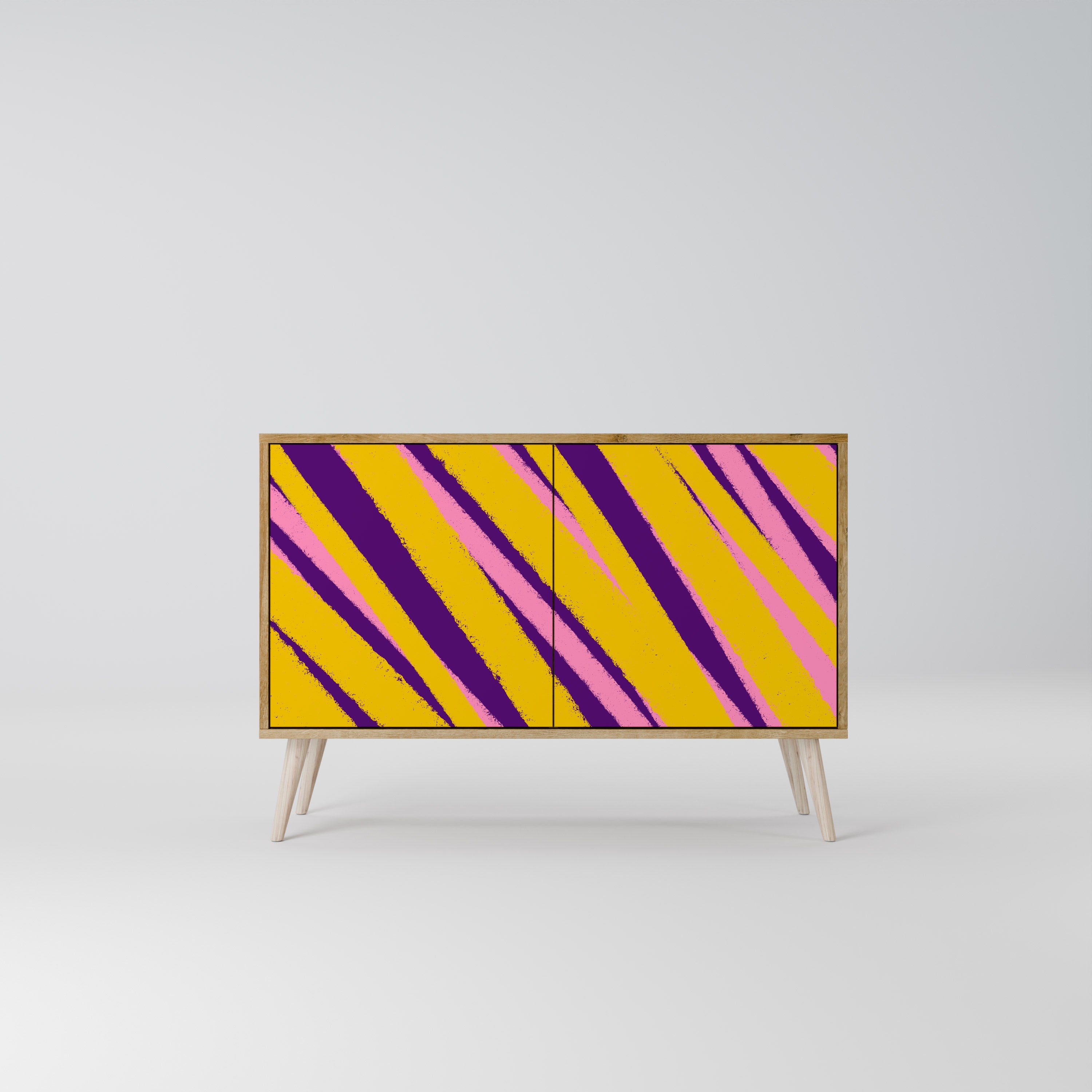 DREAMS COME TRUE 2-Door Sideboard