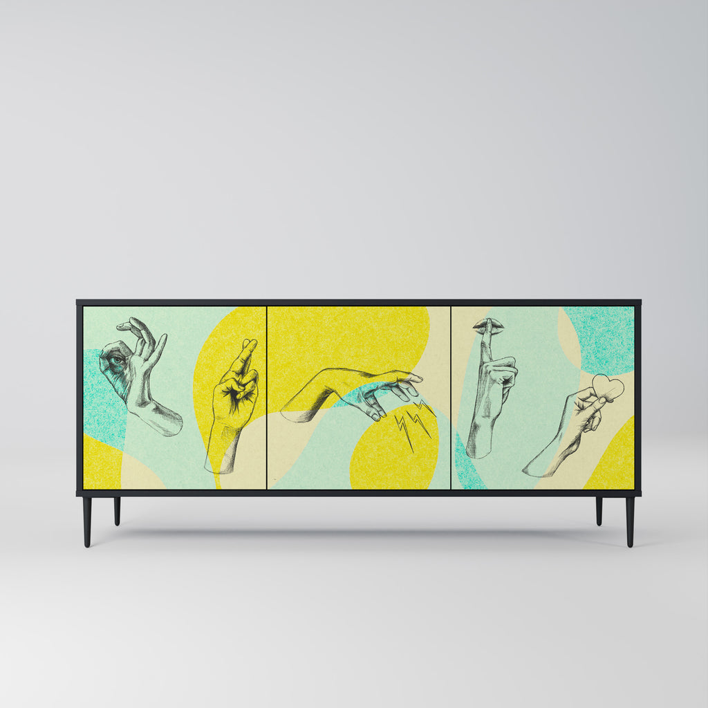 BODY LANGUAGE Třídveřová komoda