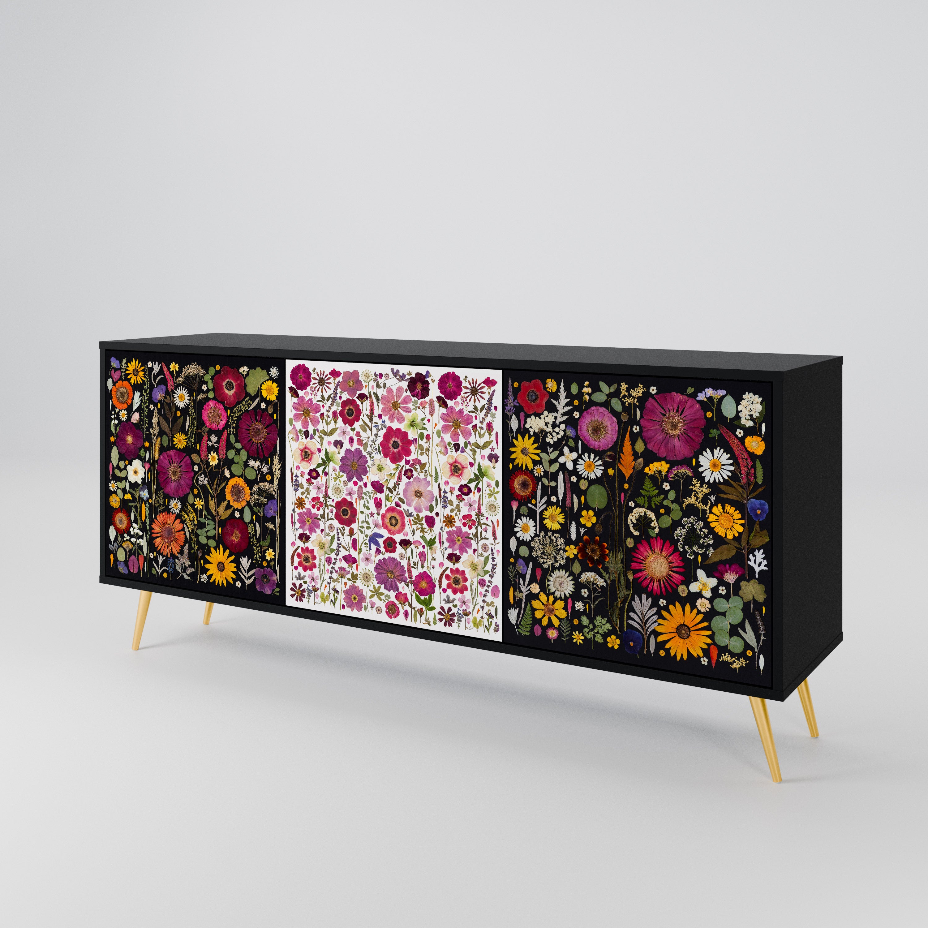 DAYNITE GARDEN 3-Door Sideboard