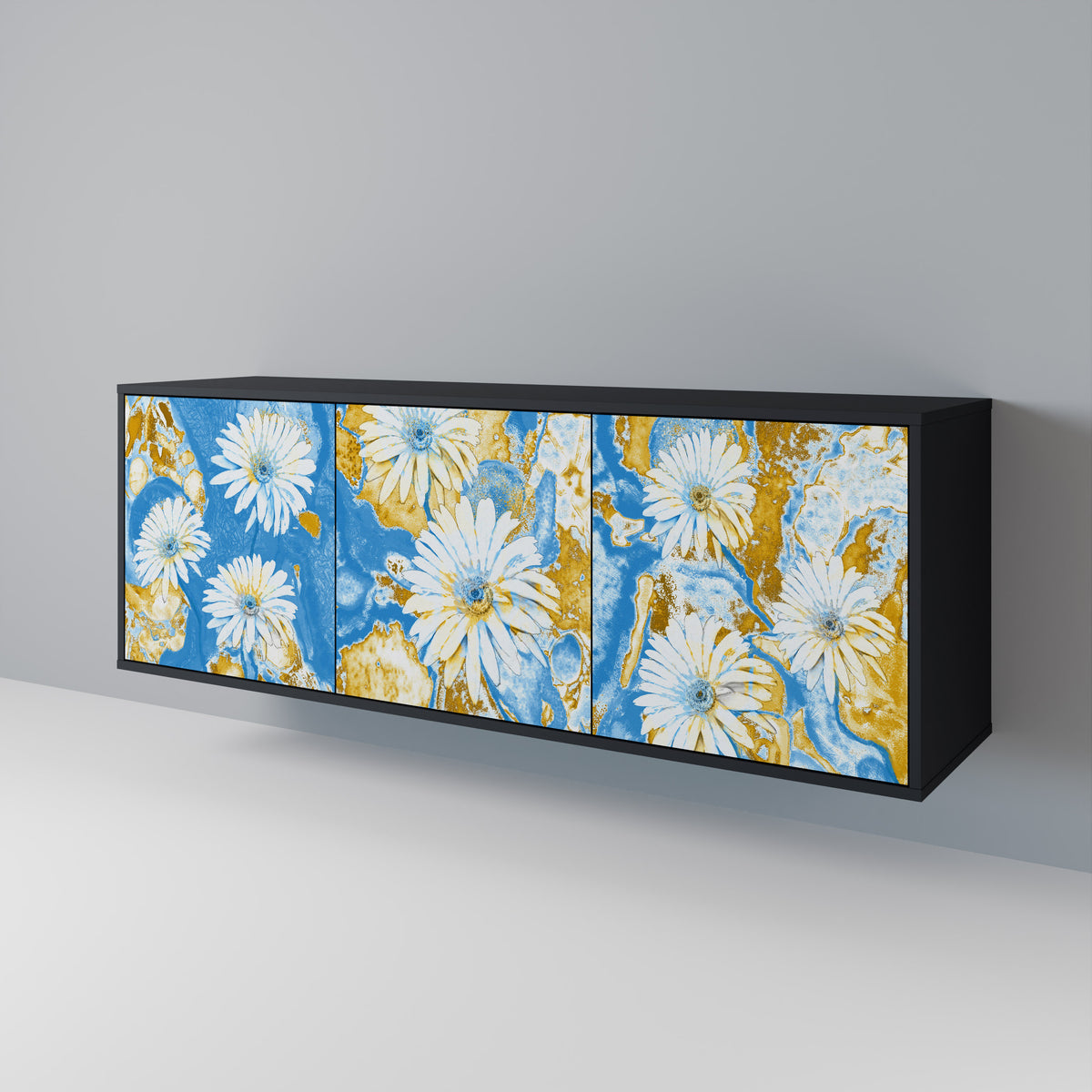 DAISY LUXE Třídveřová komoda