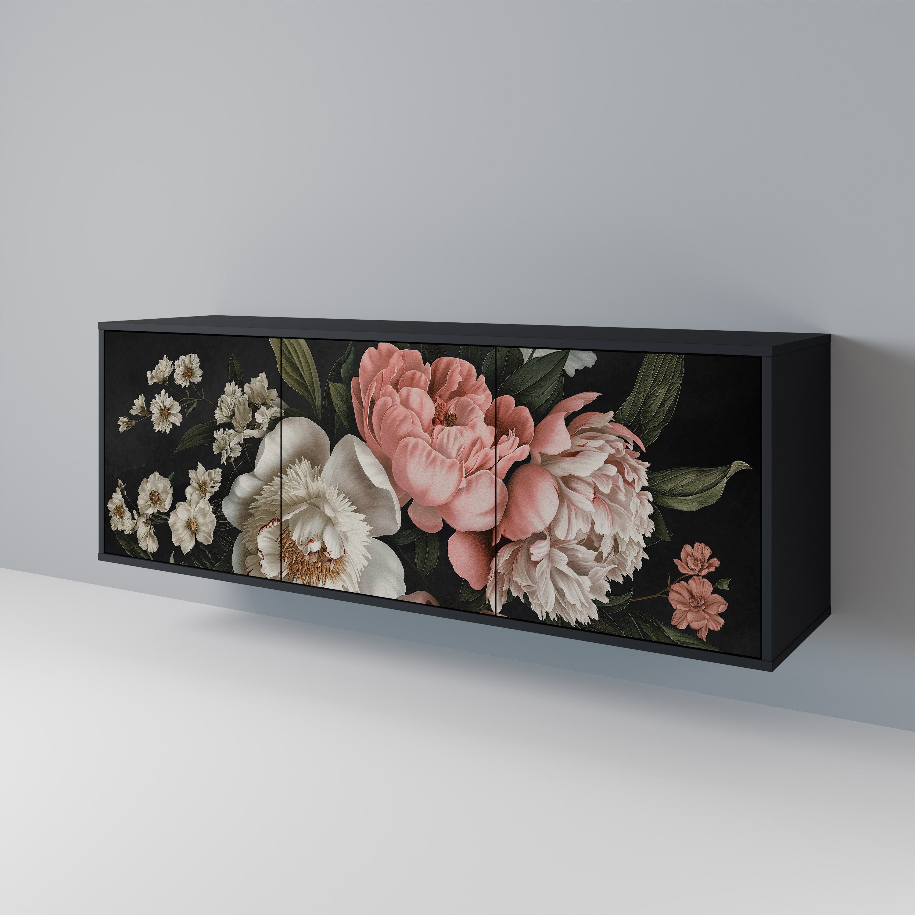 LUSH ELEGANCE 3-Door Sideboard