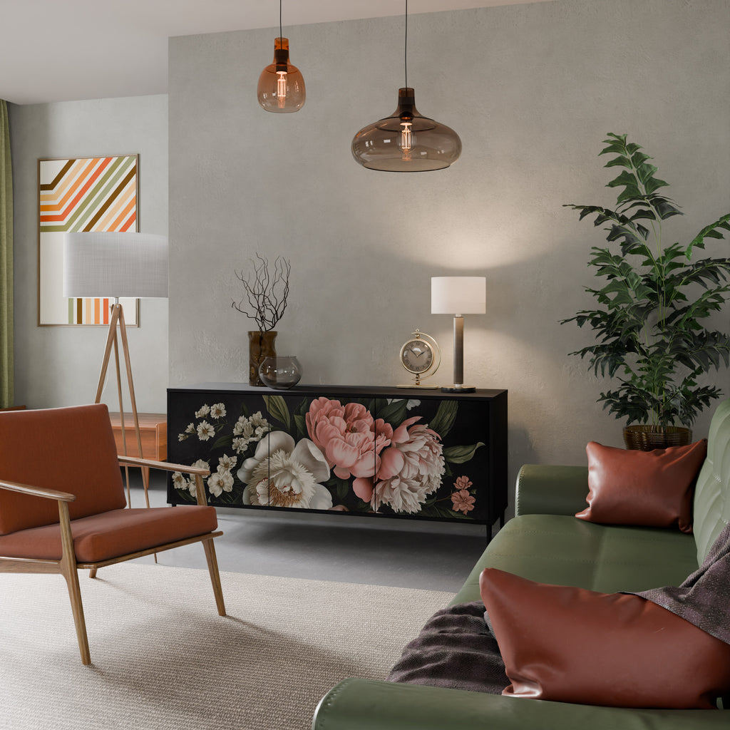 LUSH ELEGANCE 3-Door Sideboard