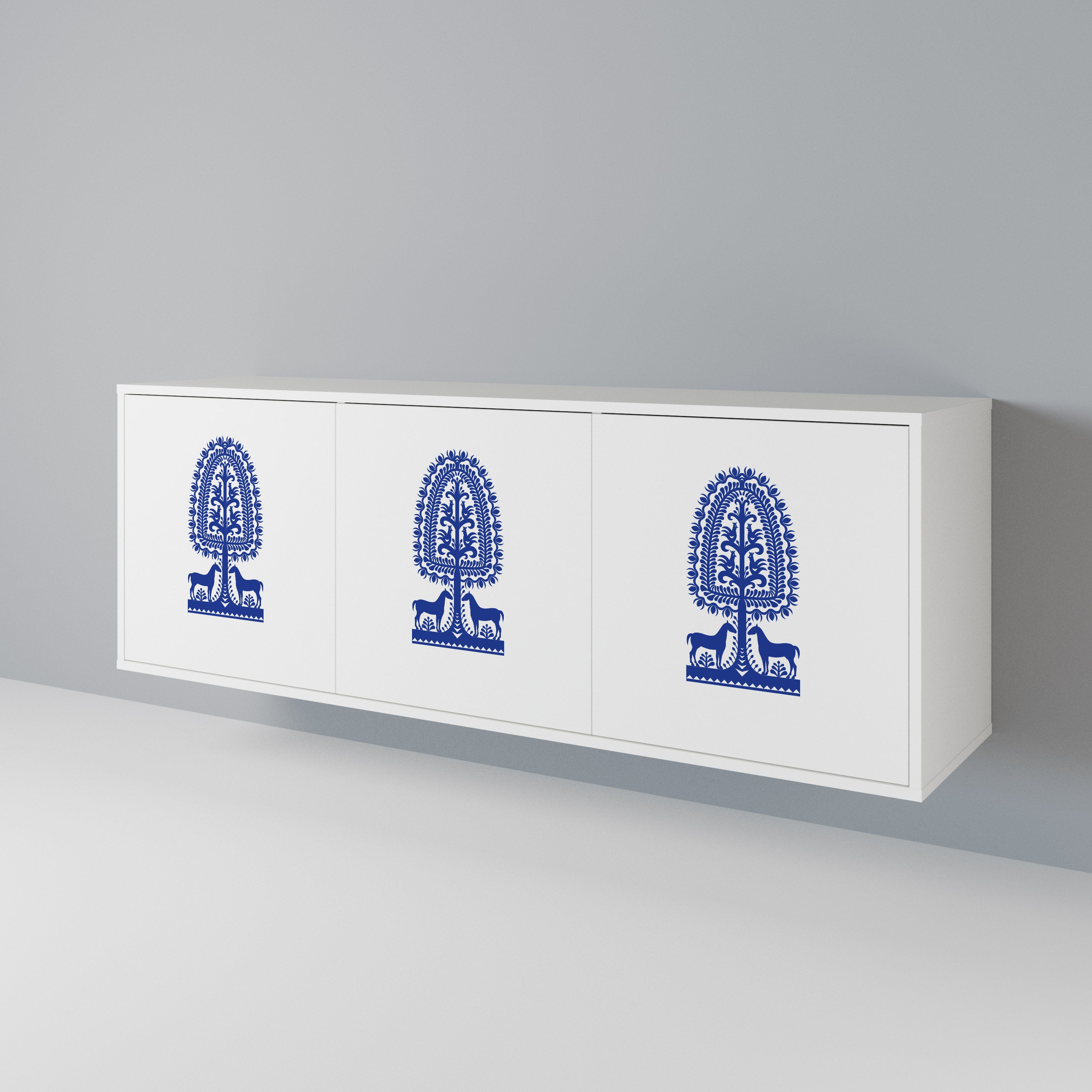 POLISH FOLK ART Třídveřová komoda