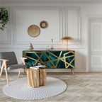 THE LABYRINTH OF GOLD Třídveřová komoda