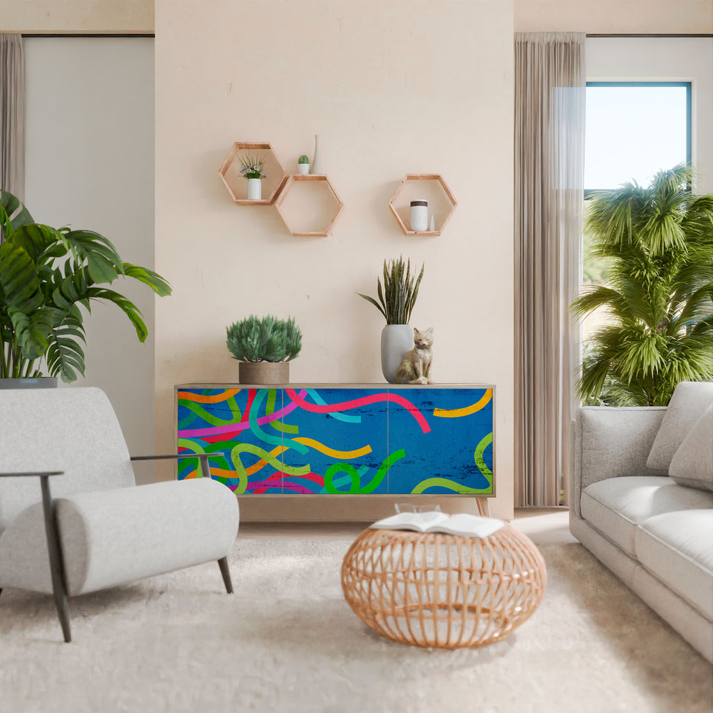 STREAMER TANGLE Třídveřová komoda