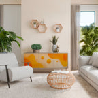 ORANGE ARRANGEMENT Třídveřová komoda