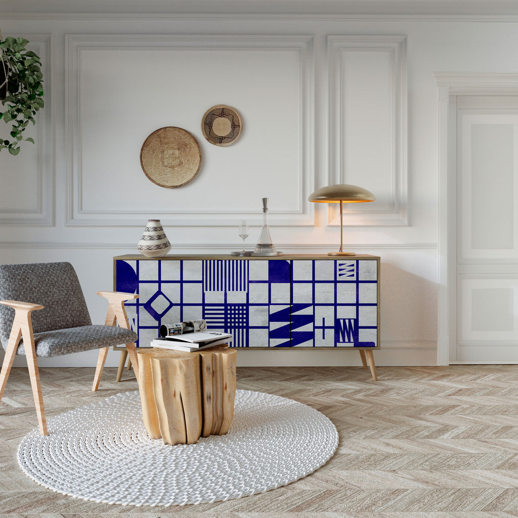 THE RIGHT PLACES 3-Door Sideboard