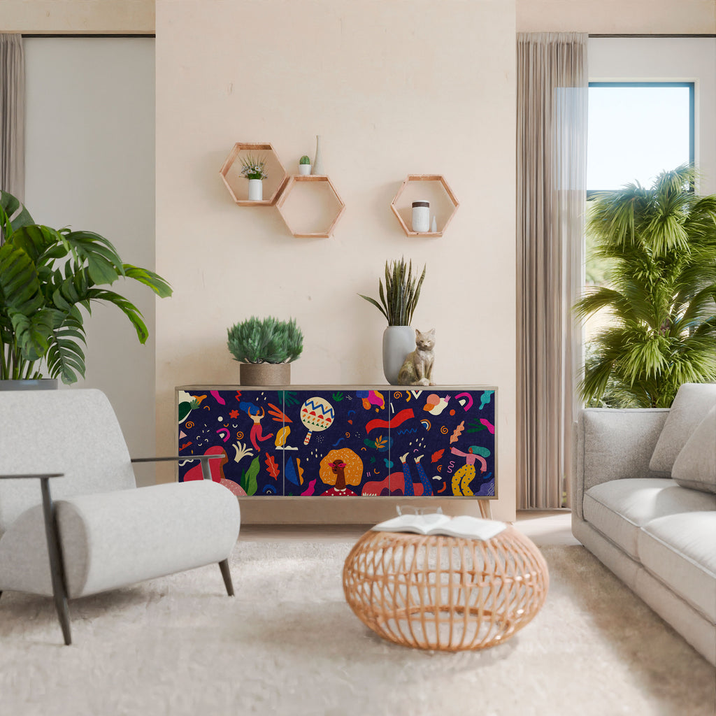 FESTIVE PLEASURES Třídveřová komoda