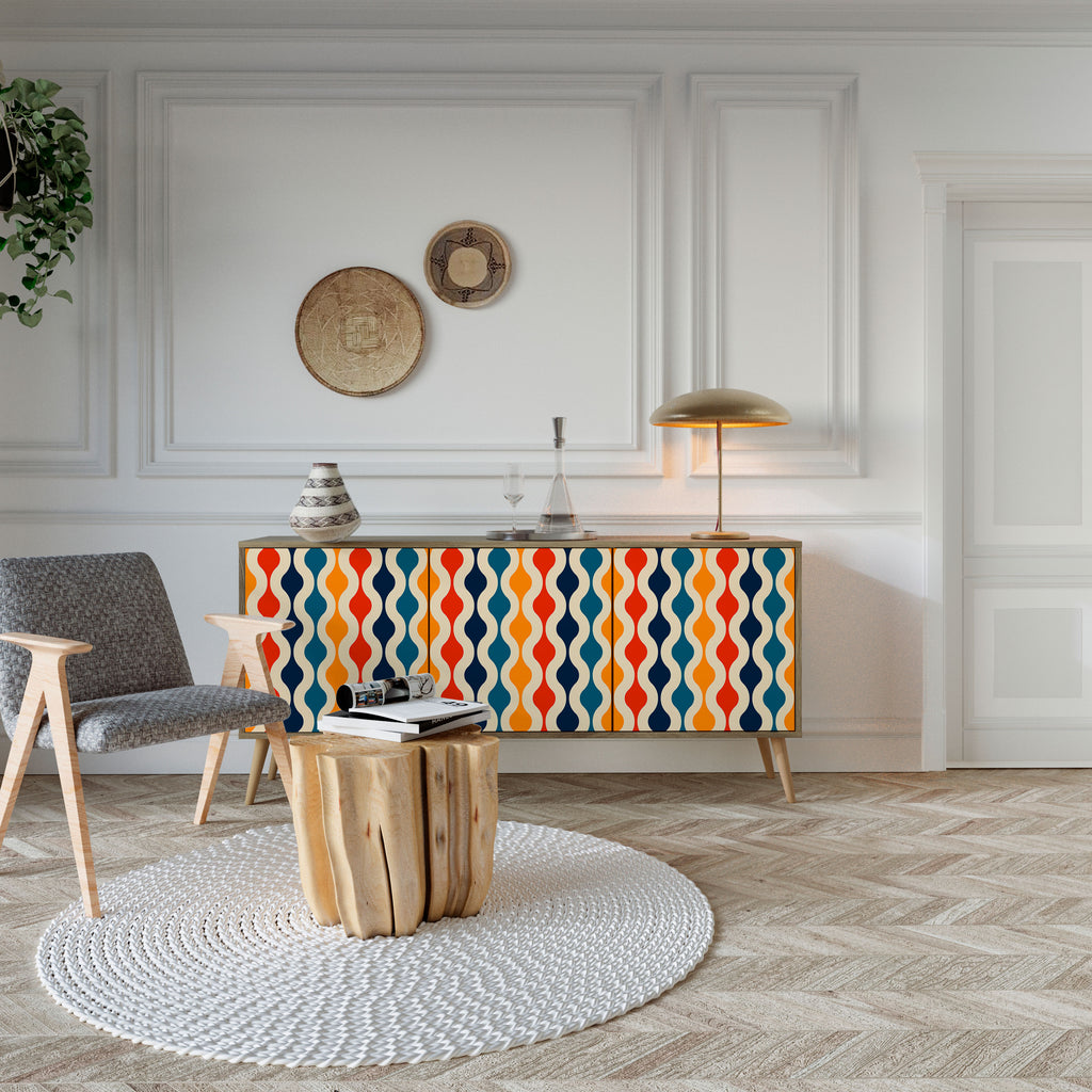 COLORFUL NOSTALGIA Třídveřová komoda