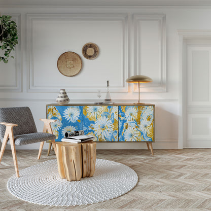 DAISY LUXE Třídveřová komoda