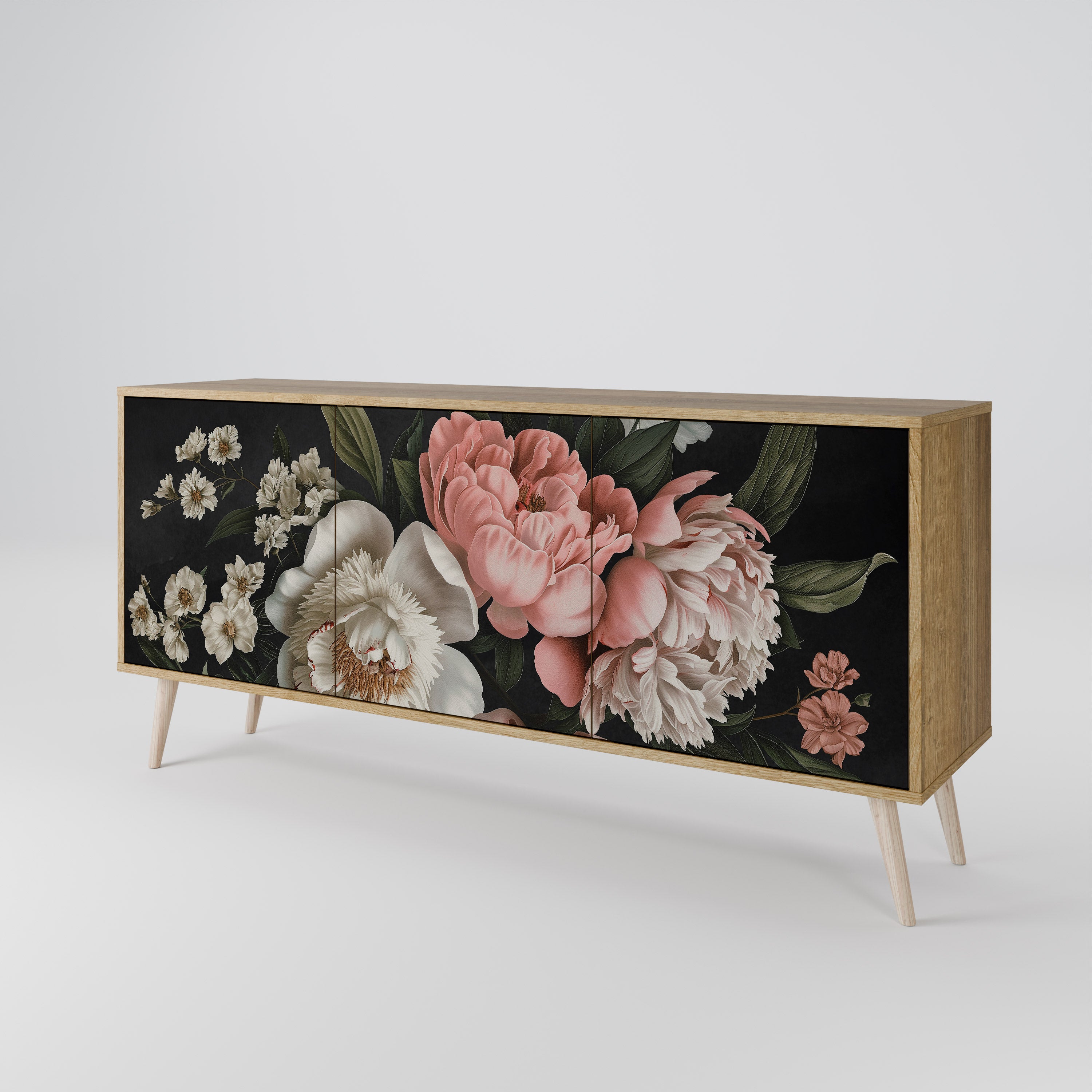 LUSH ELEGANCE 3-Door Sideboard