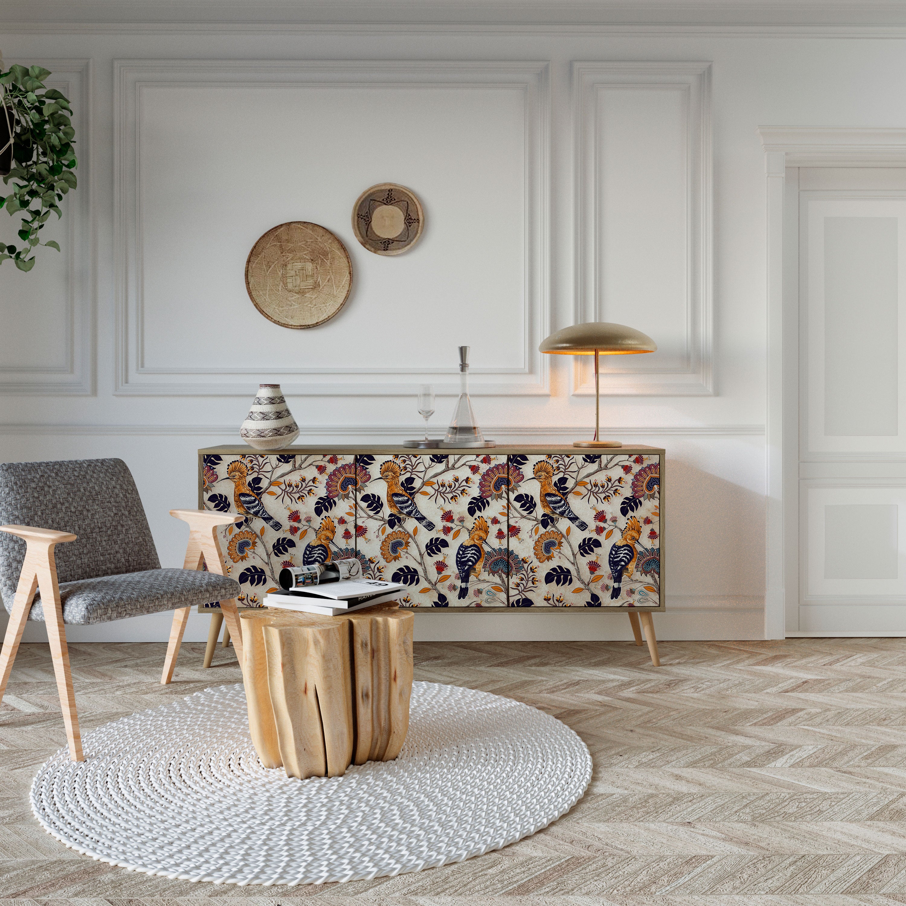 EMINENT HOOPOE 3-Door Sideboard