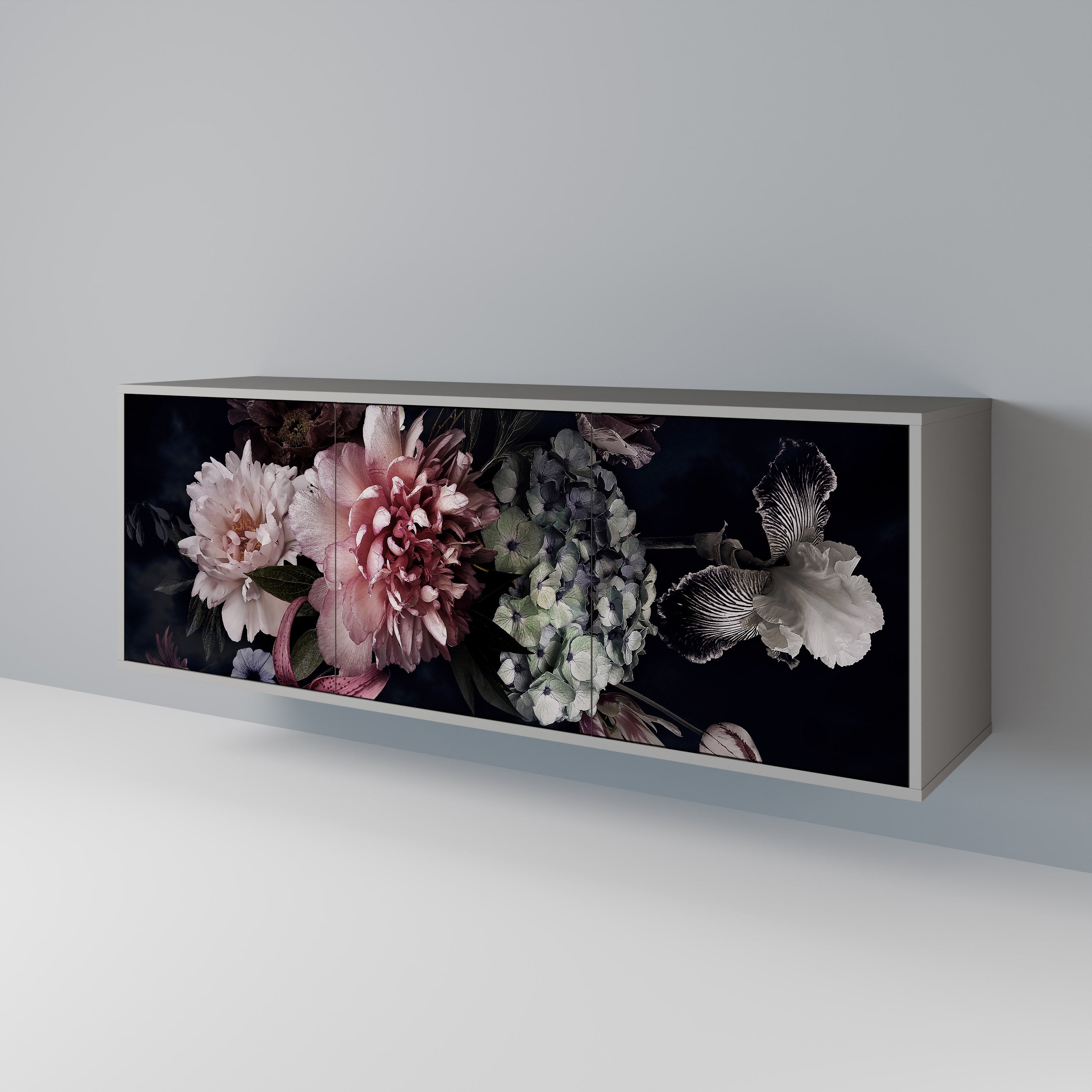 PURE BLOSSOM 3-Door Sideboard