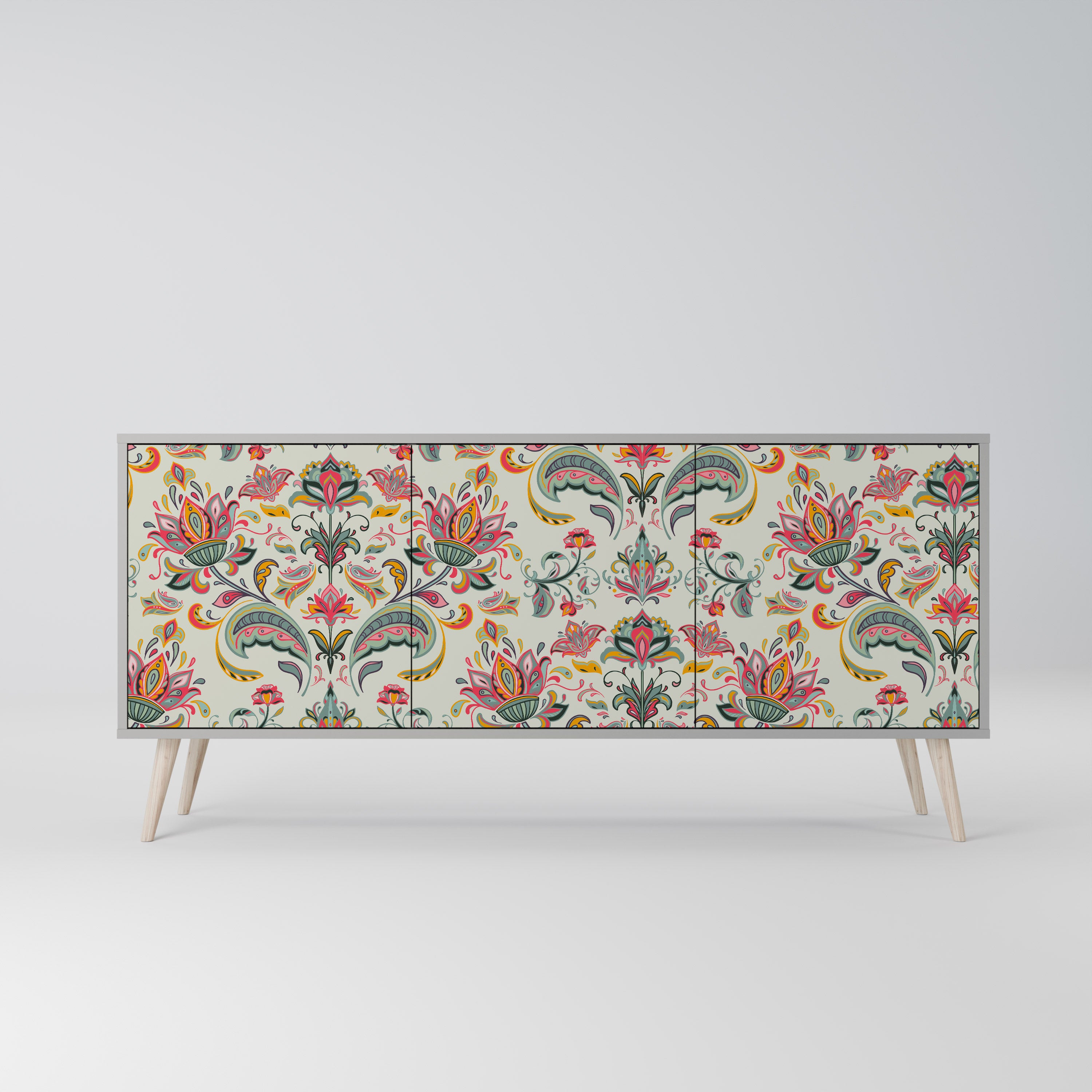 ORGANIC FOLKLORE 3-Door Sideboard