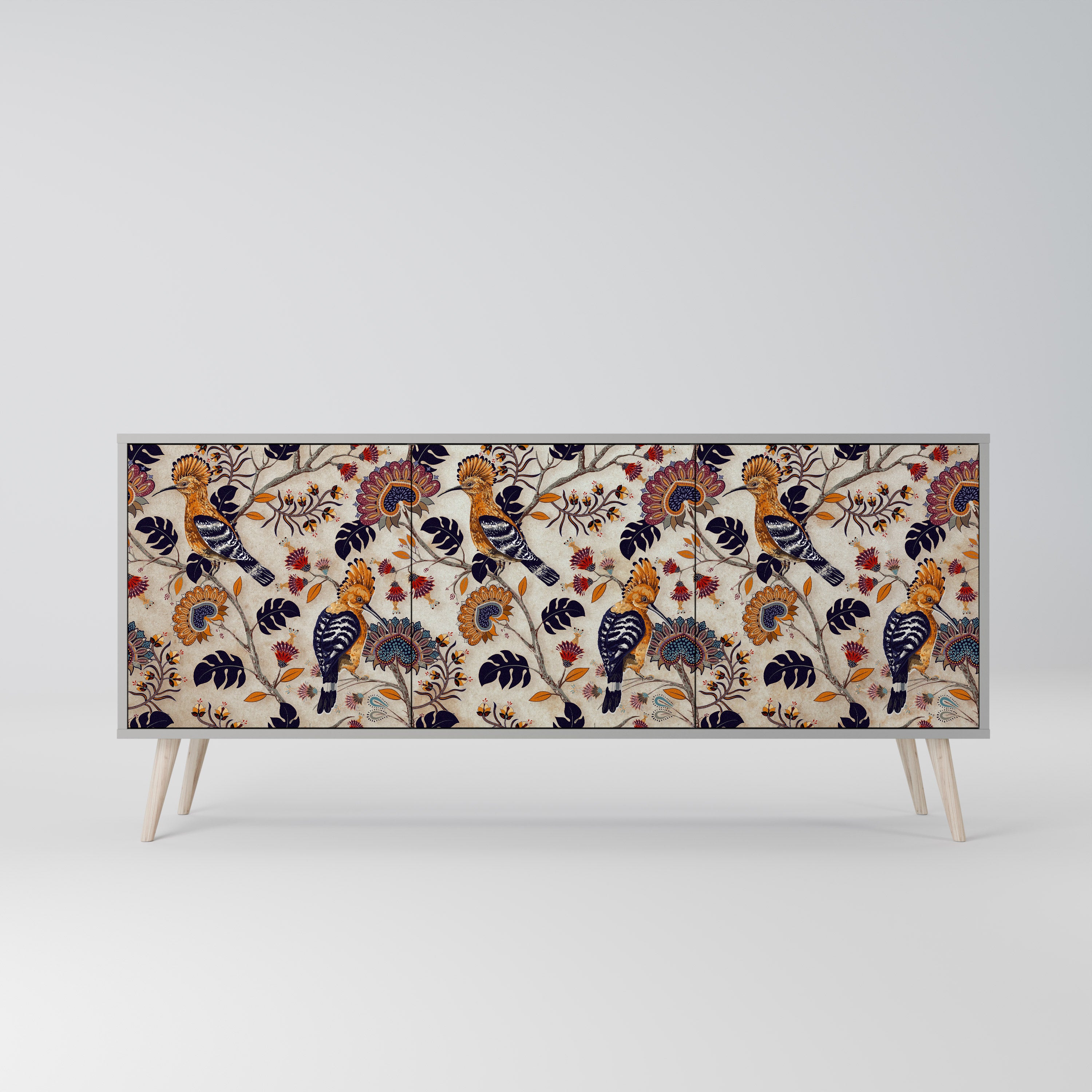 EMINENT HOOPOE 3-Door Sideboard