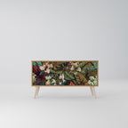 BOTANICAL EMERGENCE Kompaktní dvoudveřový TV stolek