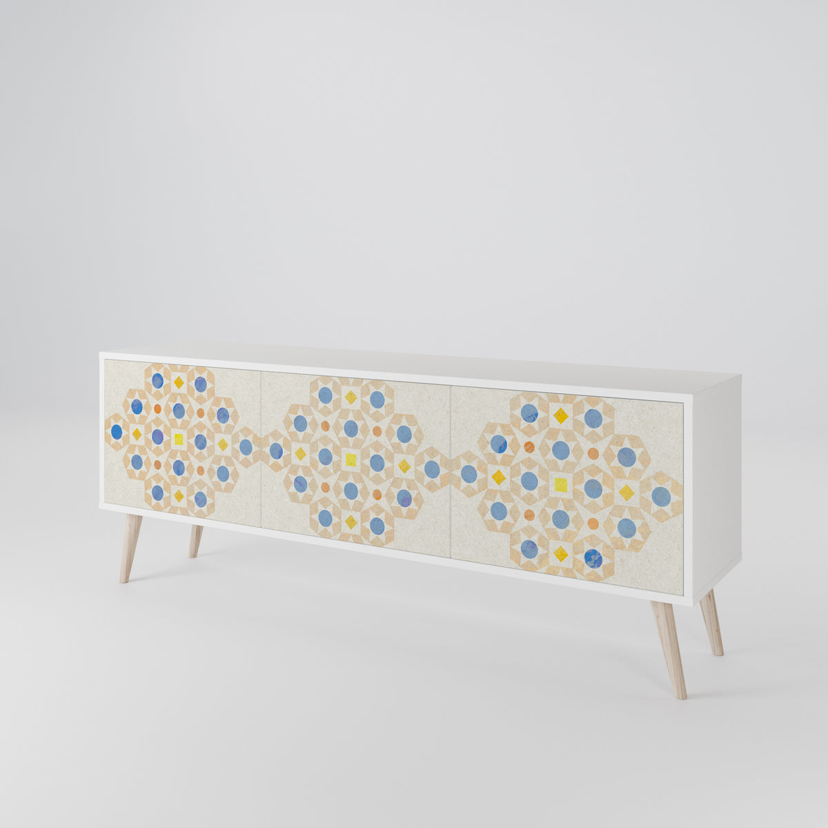 PATTERNED PRISM Třídveřový TV stolek