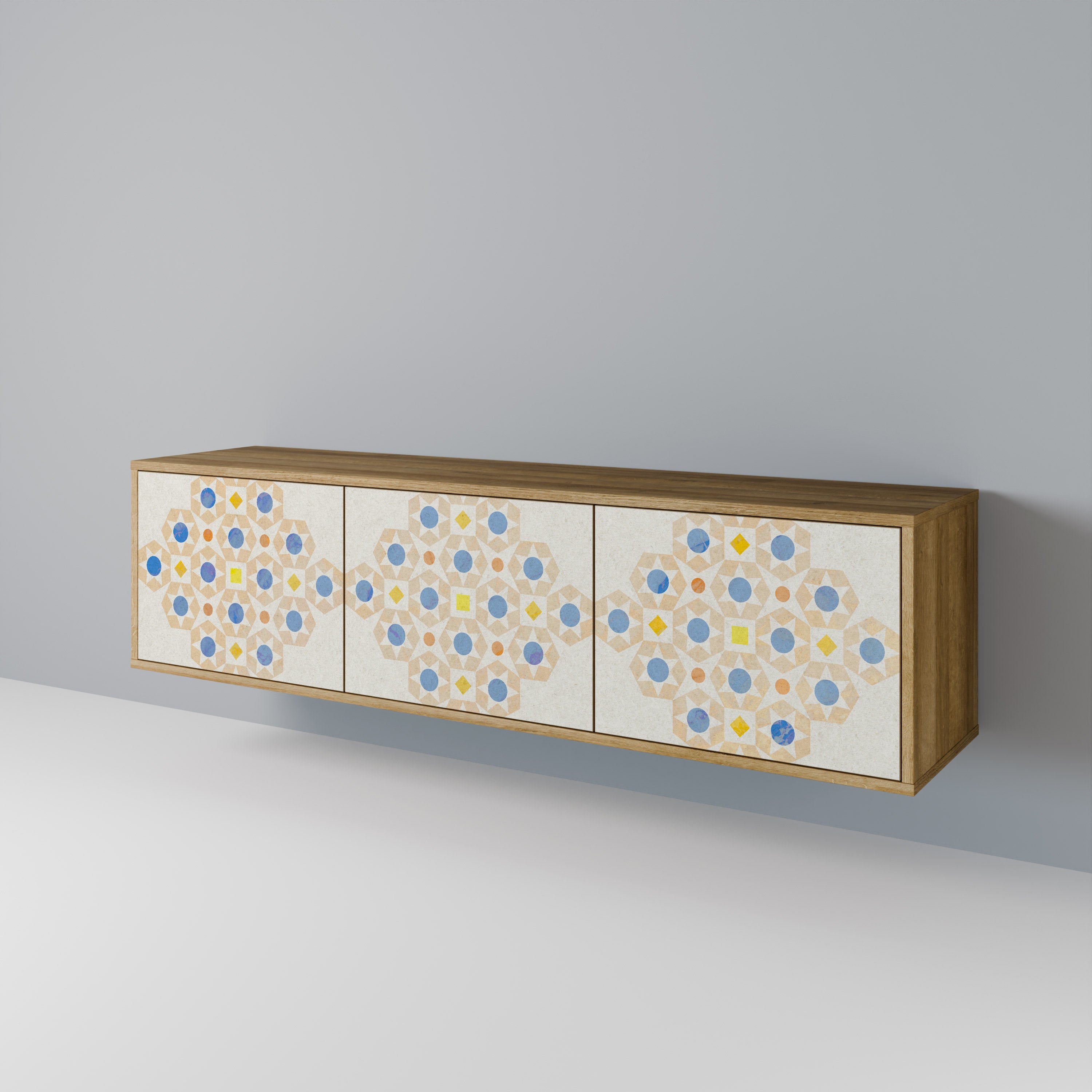 PATTERNED PRISM Třídveřový TV stolek