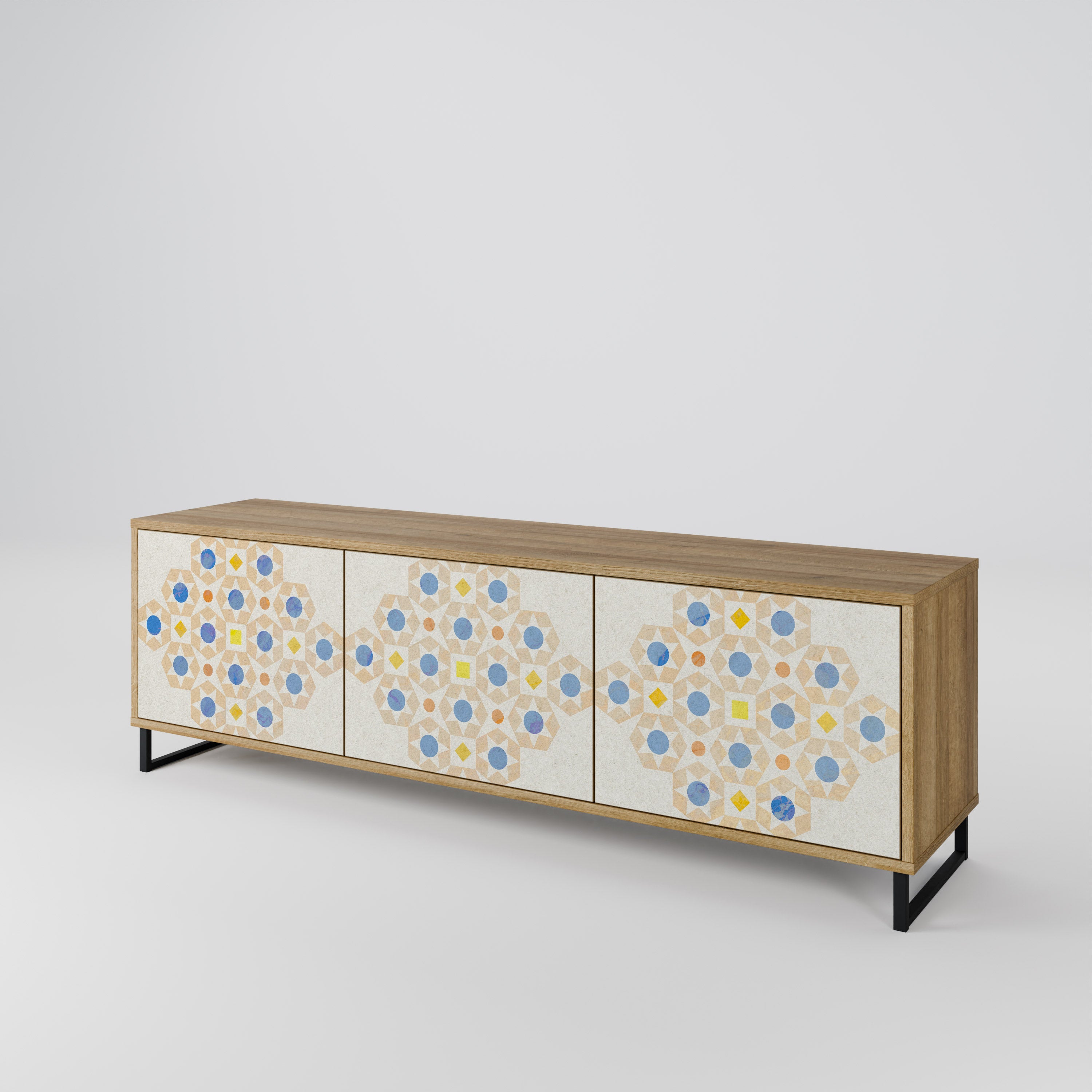 PATTERNED PRISM Třídveřový TV stolek