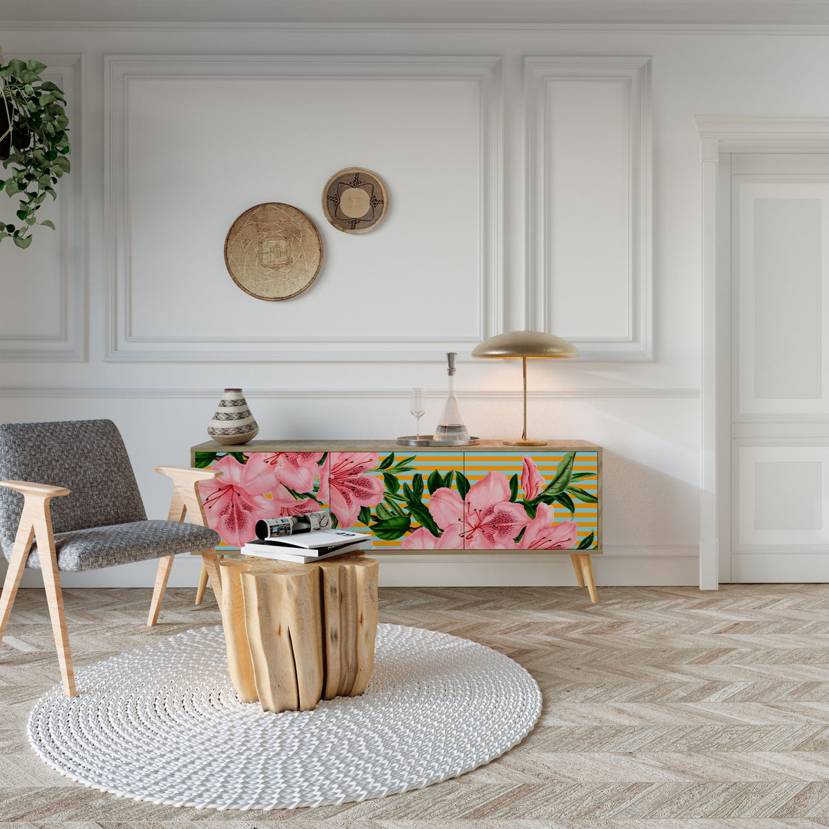 FRAGILE BEAUTY Třídveřový TV stolek