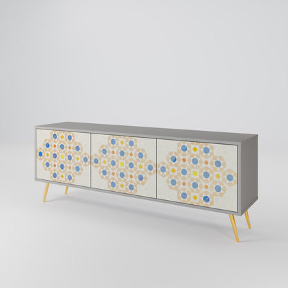 PATTERNED PRISM Třídveřový TV stolek