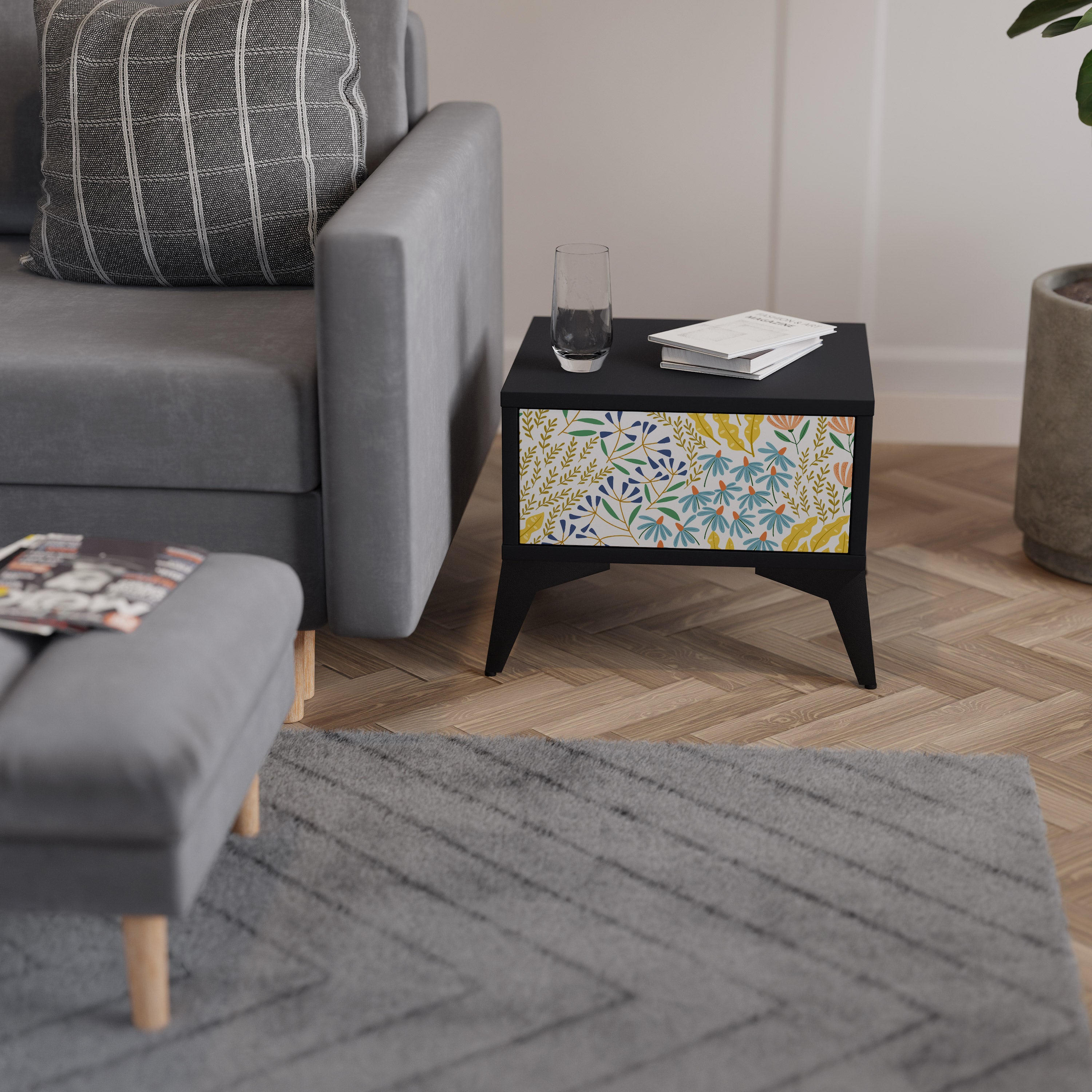 HELLO SPRING Nightstand