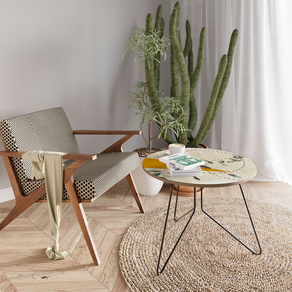 TRIANGLE MOVEMENT Coffee Table