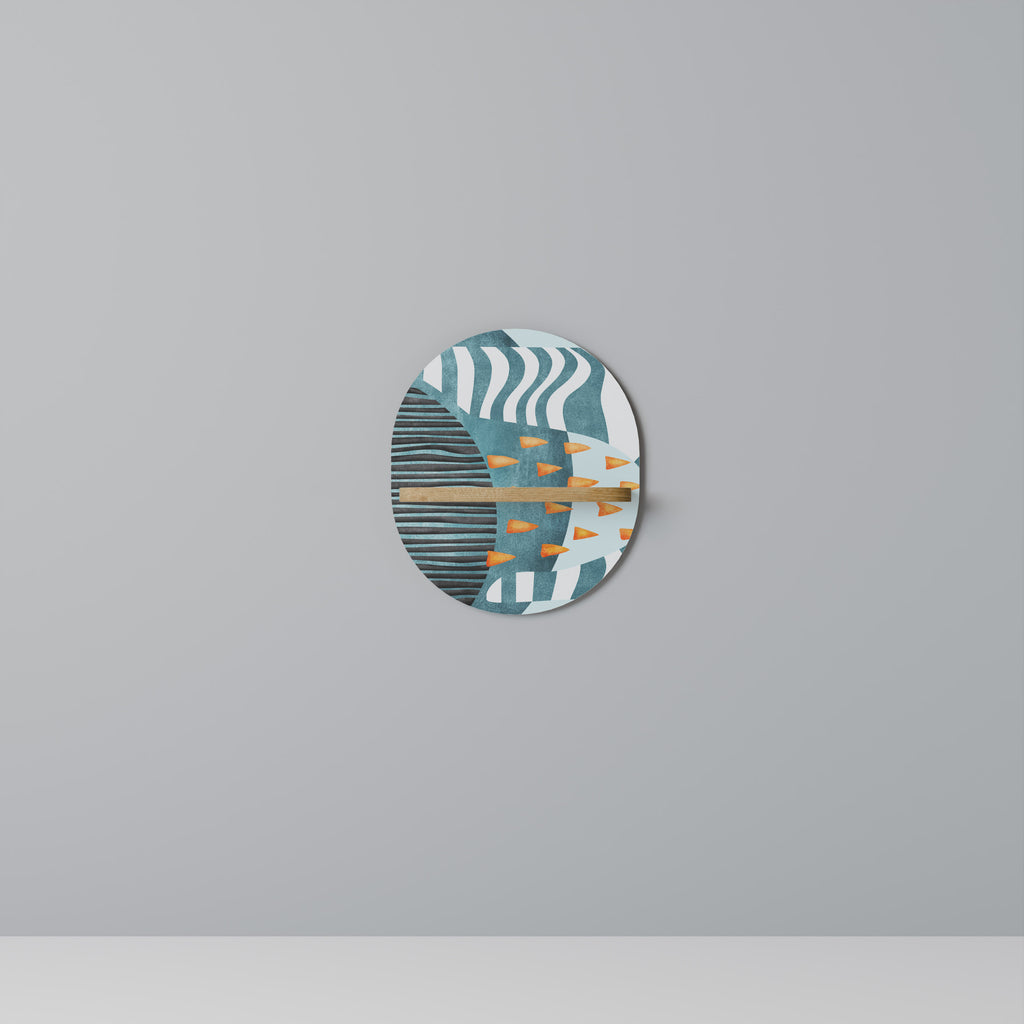 SHROUDED SHAPES Designová police