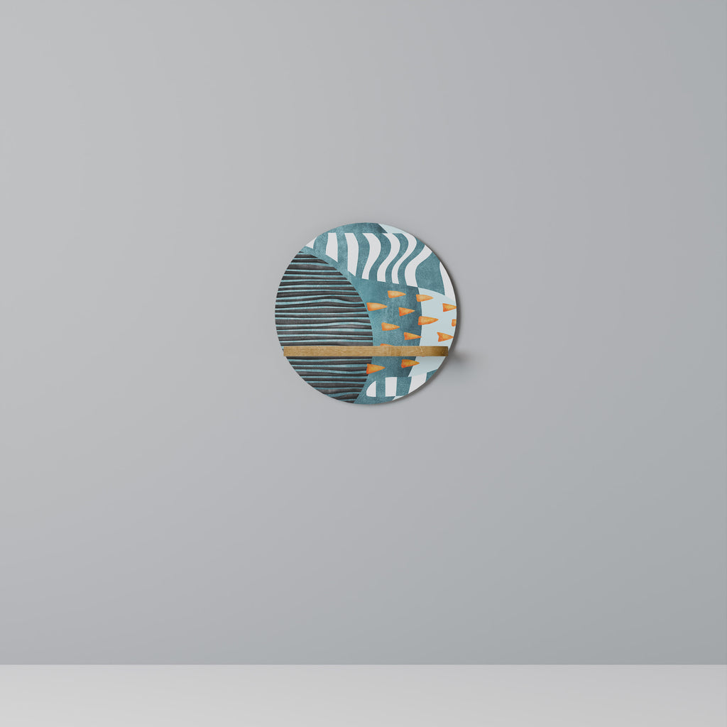 SHROUDED SHAPES Designová police