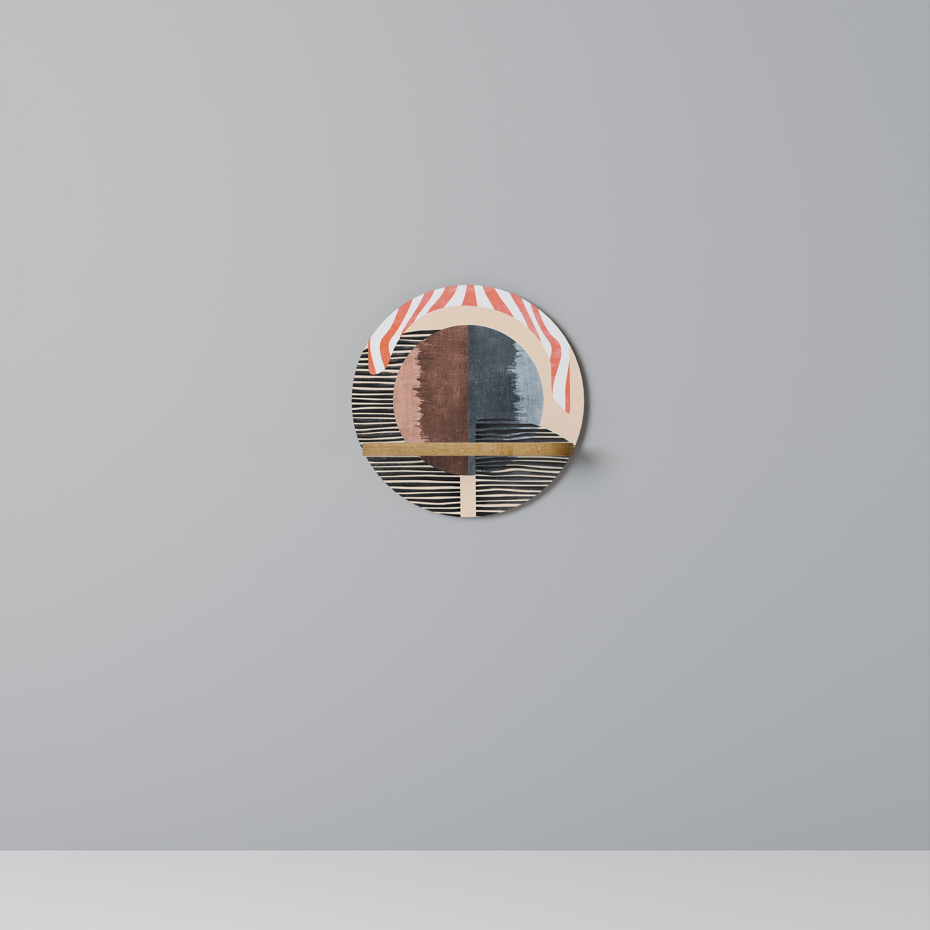 WHISPERS OF FORM Designová police