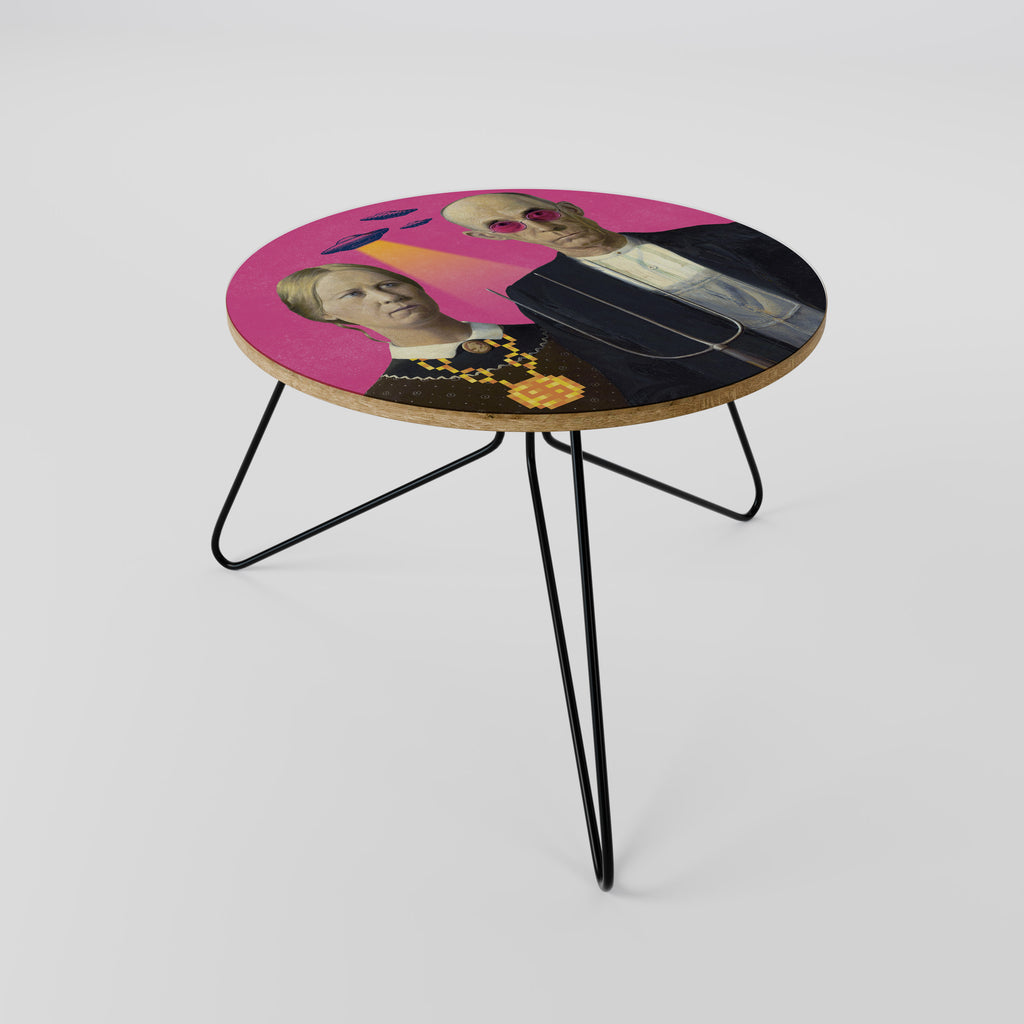 AMERICAN GOTHIC ALIEN Coffee Table