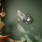 ETHEREAL ORNAMENT Designová police