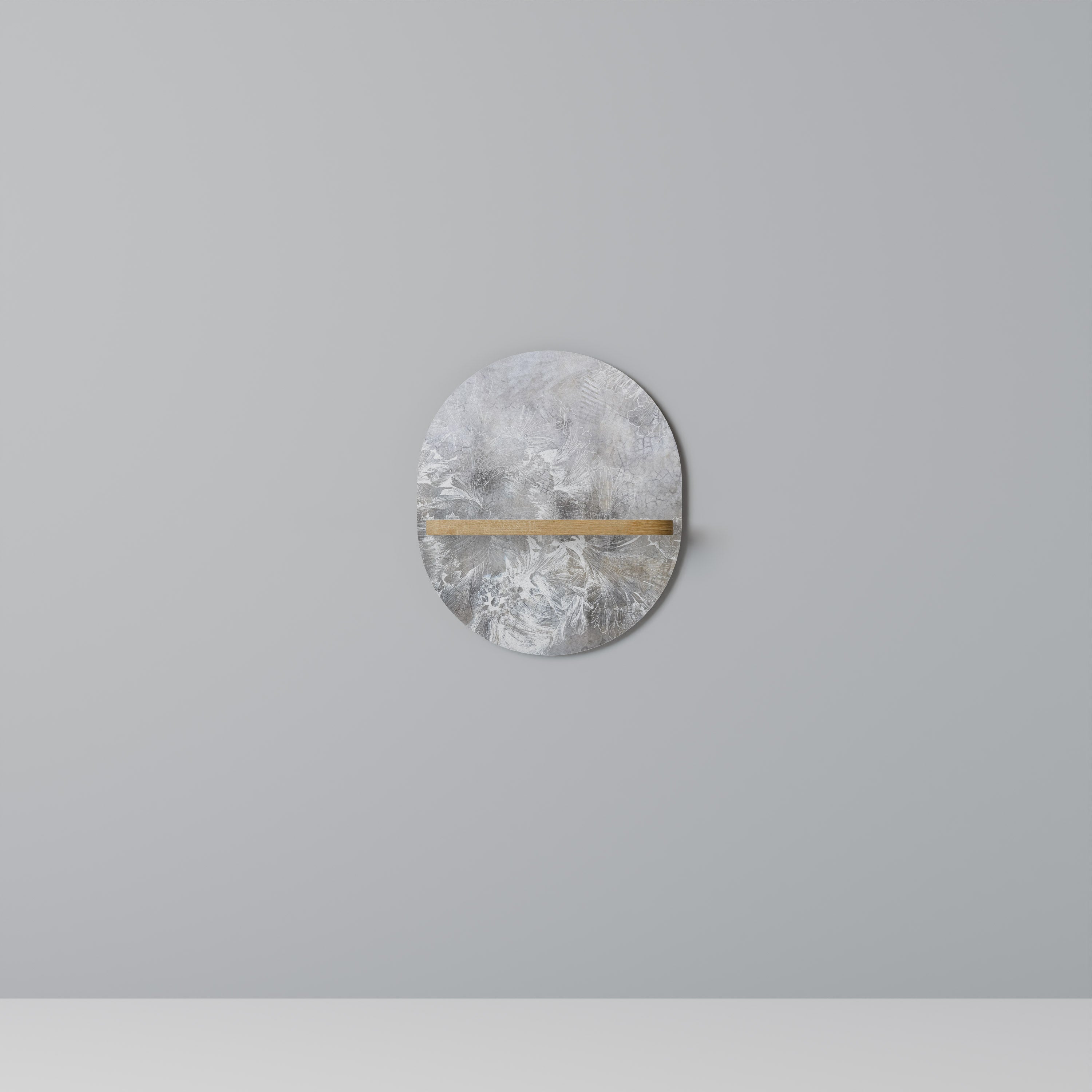 WHITE WHISPER Designová police