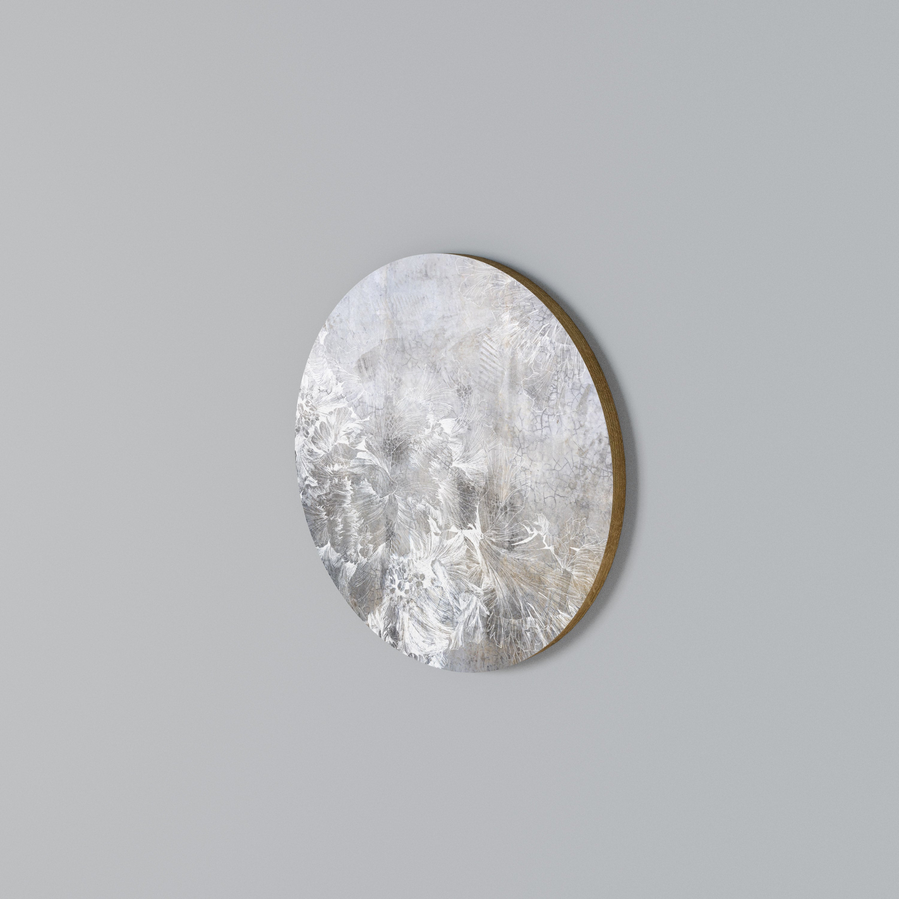 WHITE WHISPER Round Wall Art