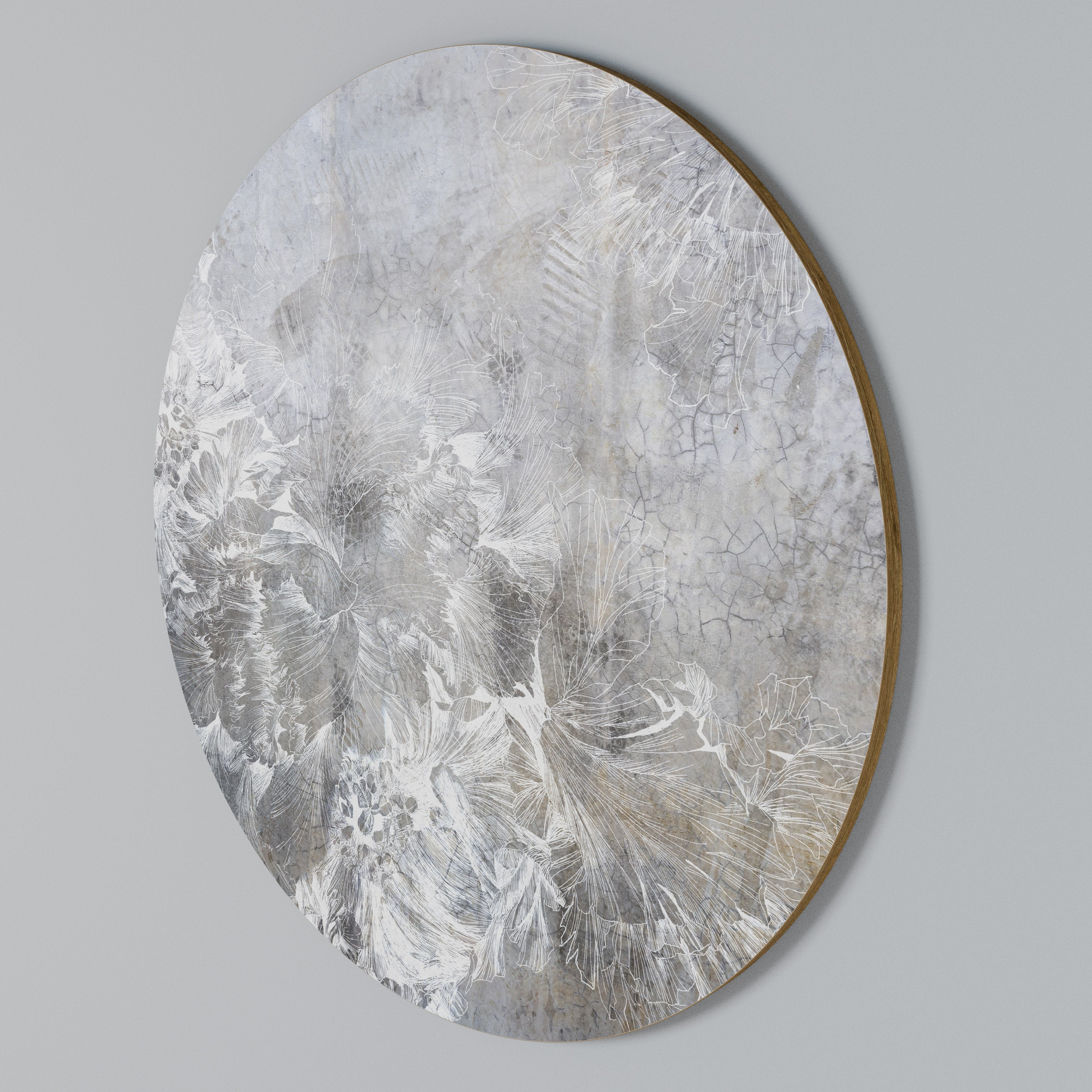 WHITE WHISPER Round Wall Art