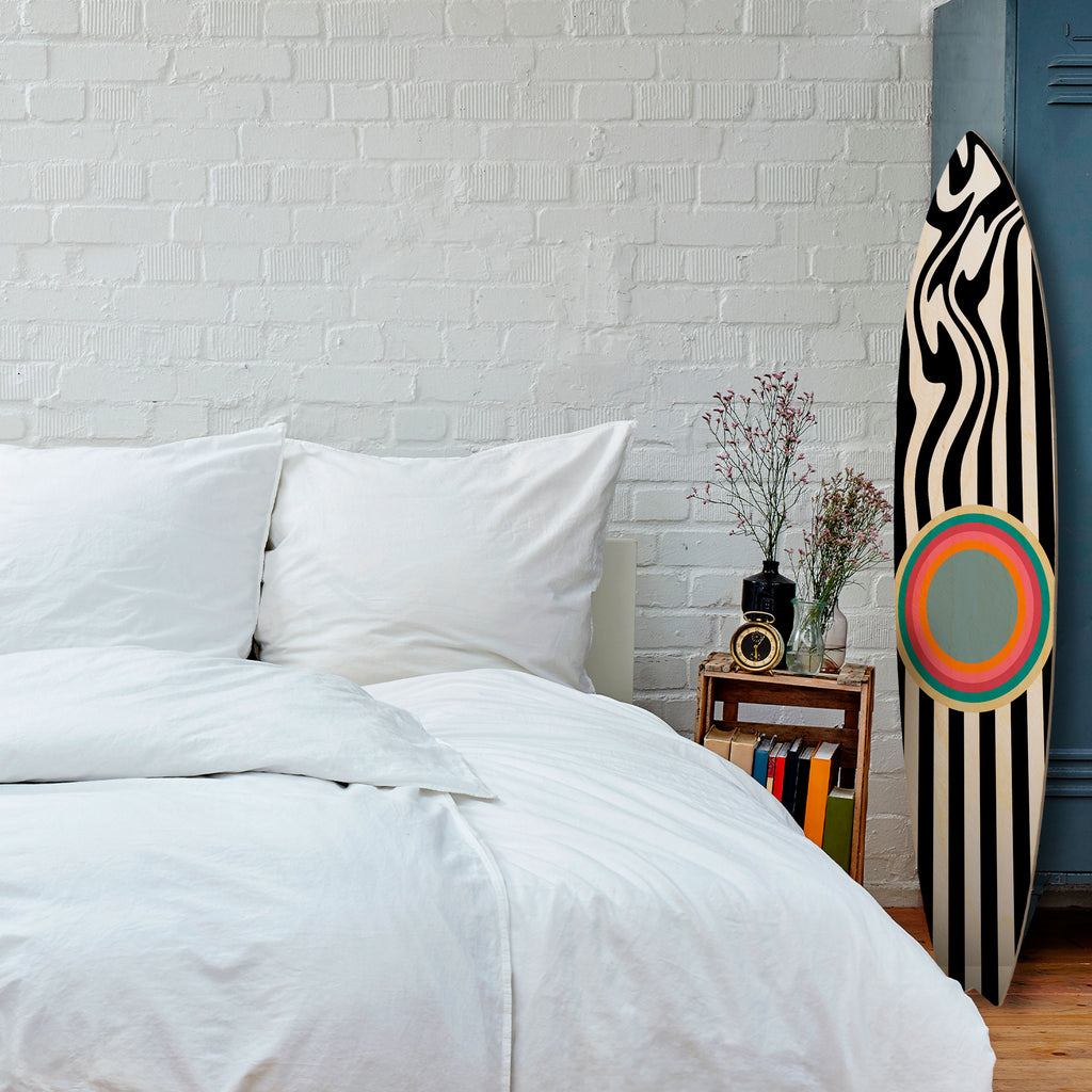 SPECTRA SHOWCASE Dekorativní panel ve tvaru surfu