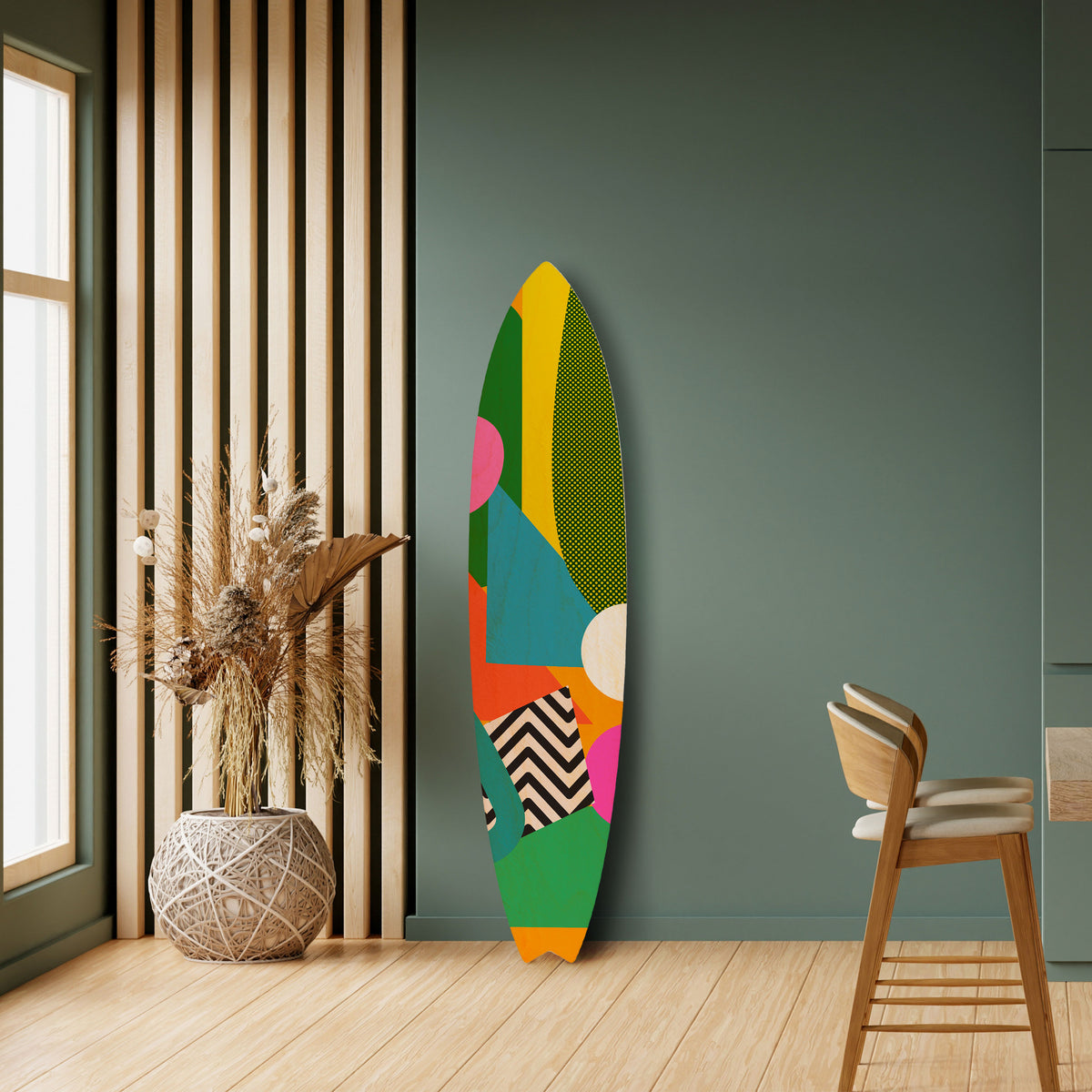 RADIANT HUES Dekorativní panel ve tvaru surfu