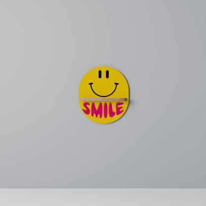 KEEP SMILING Designová police