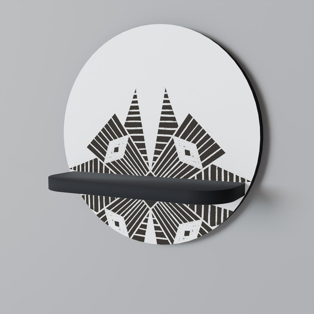 MONOCHROME NEXUS Designová police