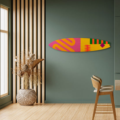 VIVID VIBRATIONS Dekorativní panel ve tvaru surfu