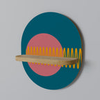 SOUND SOURCE Designová police