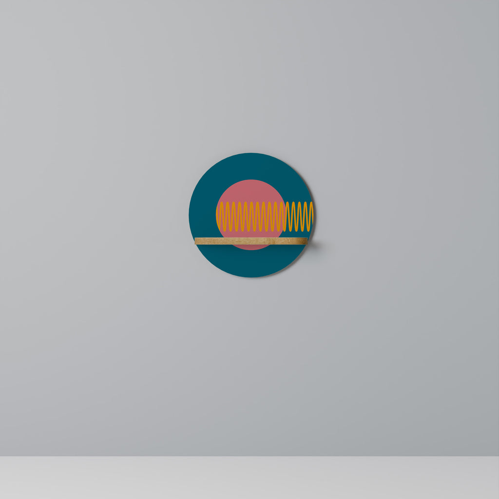 SOUND SOURCE Designová police