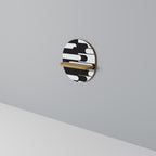 ACHROMATIC CONTRAST Designová police