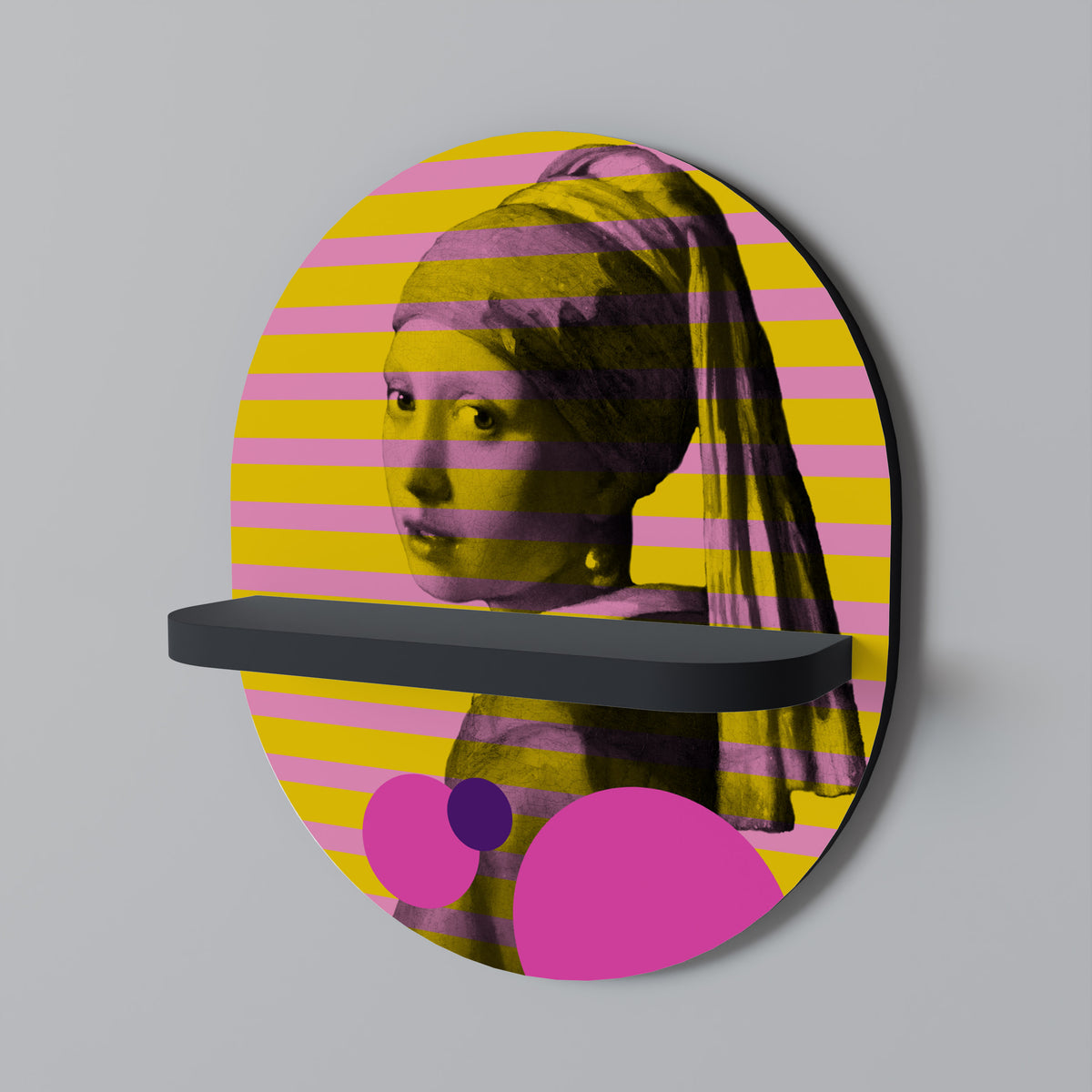 HER WITH A PEARL Designová police