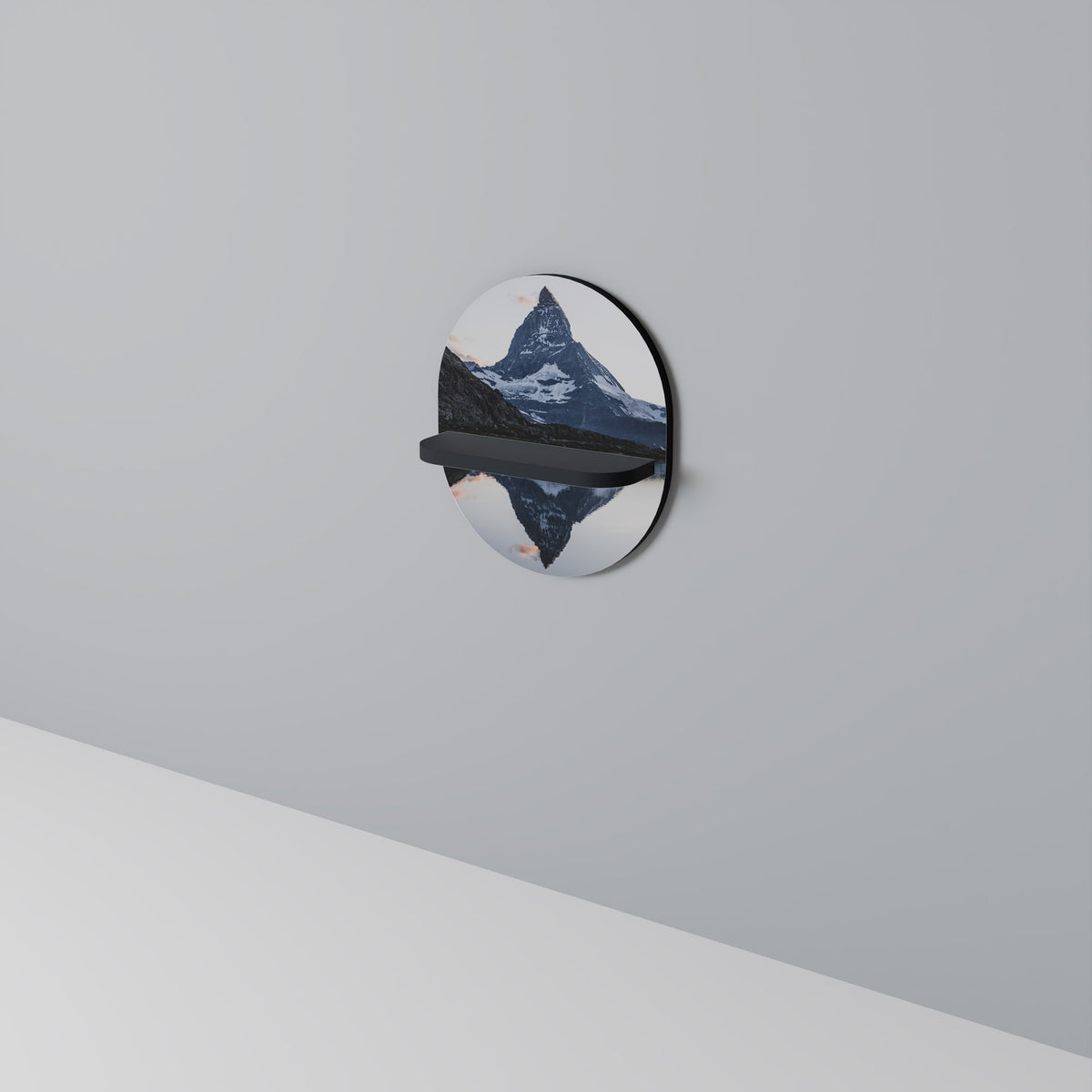 MEMORY OF MATTERHORN Designová police