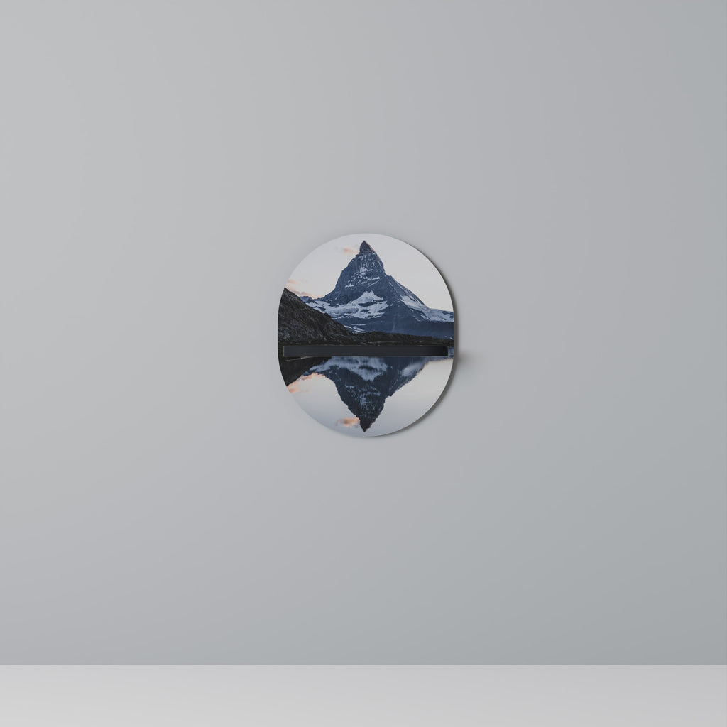 MEMORY OF MATTERHORN Designová police