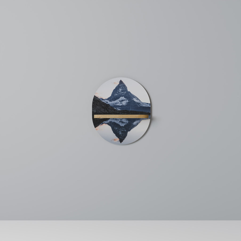 MEMORY OF MATTERHORN Designová police