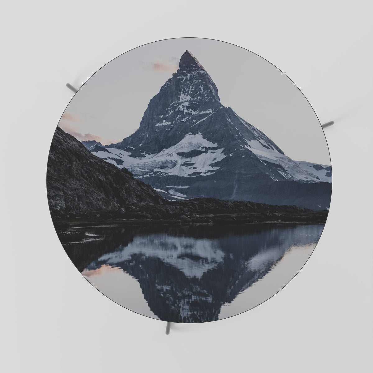 MEMORY OF MATTERHORN Konferenční stolek
