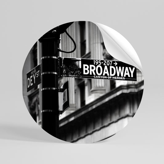 BROADWAY SIGN Kulatá samolepka