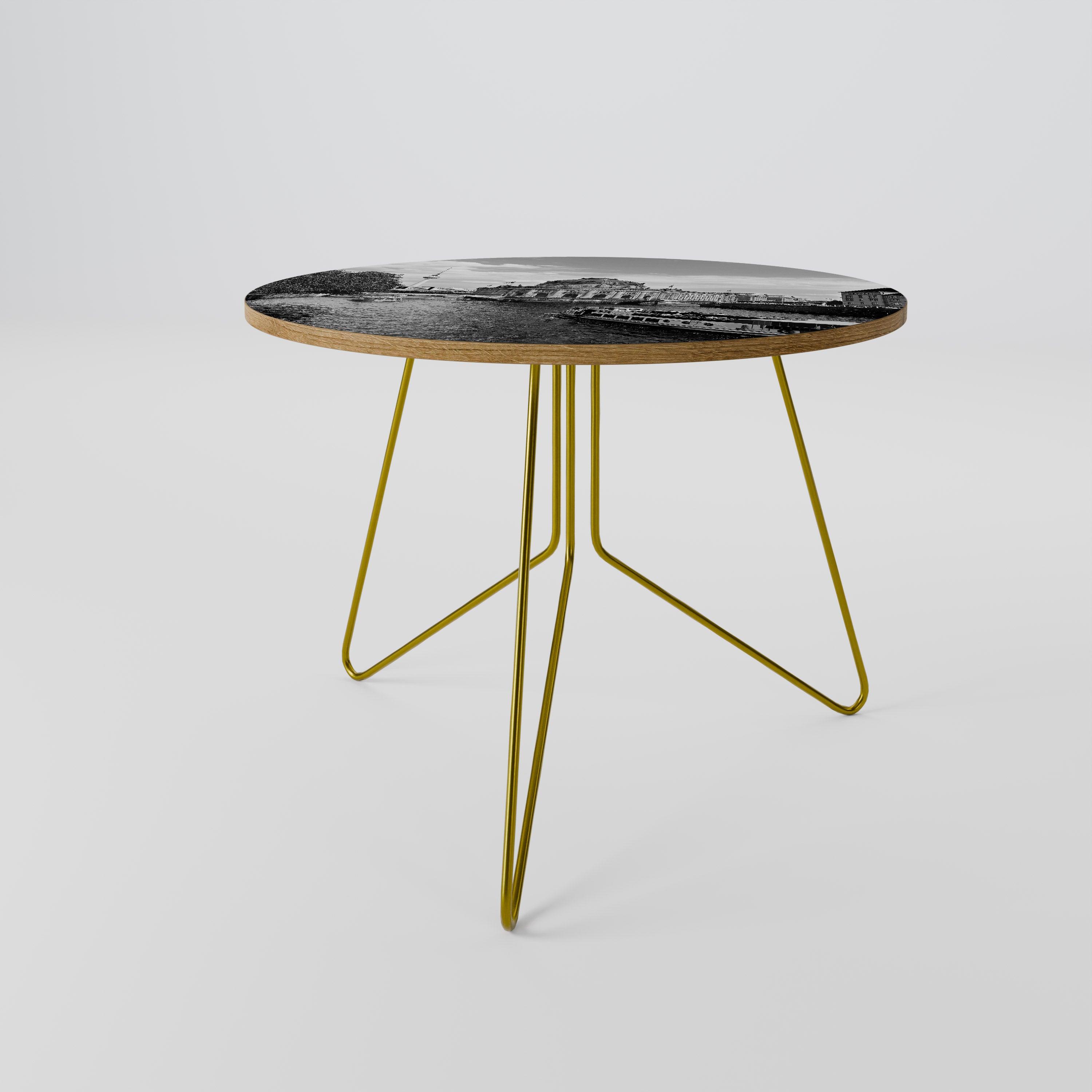 GHOSTS OF HISTORY Konferenční stolek